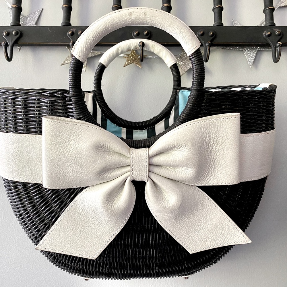 Vintage Isabella Fiore Straw Bow Handbag